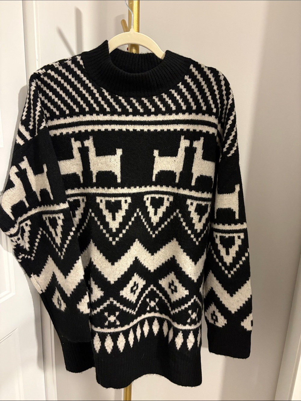 Black & White Patterned Sweater